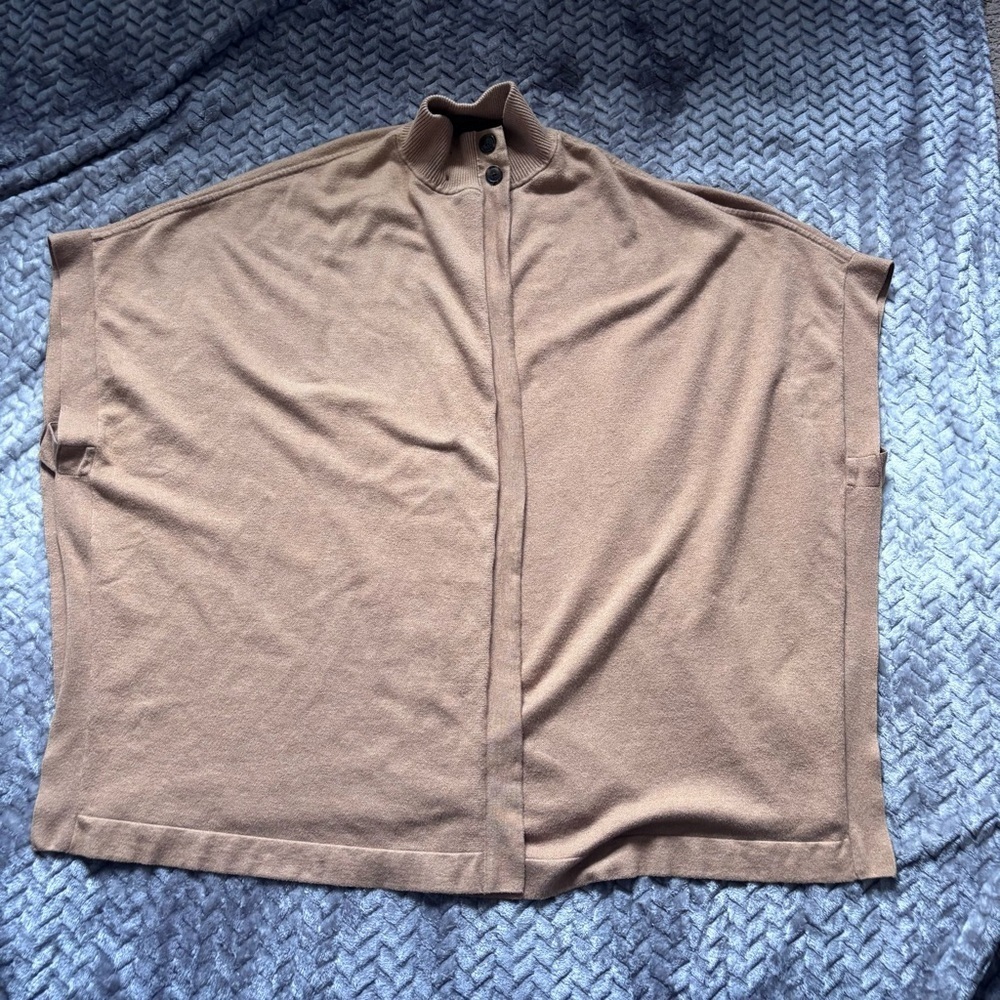 Banana Republic tan cotton blend cape poncho sweater size M/L - Picture 4 of 11